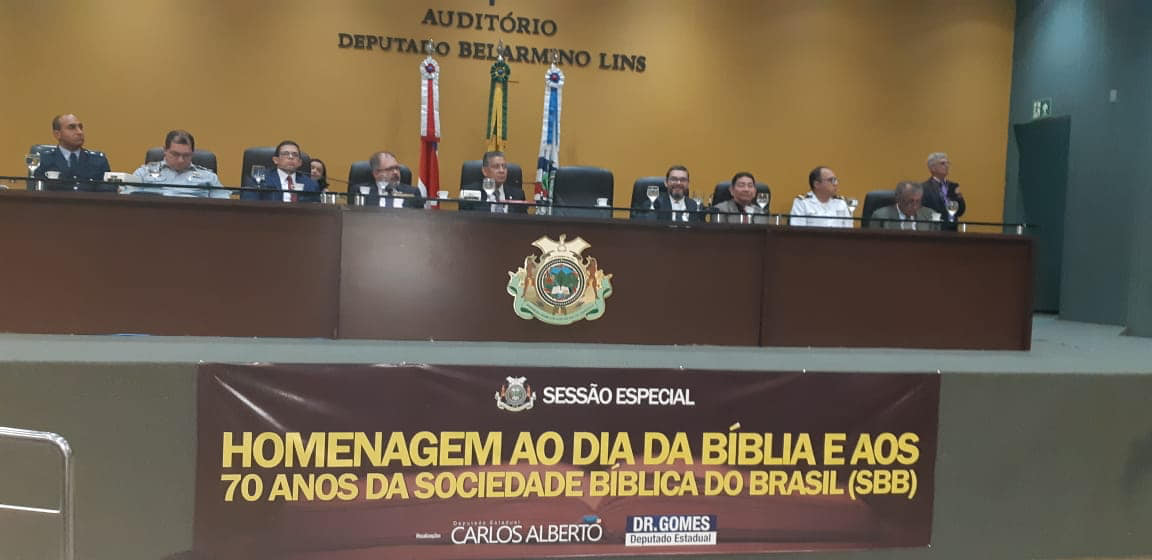 Sessão solene em homenagem ao dia da bíblia