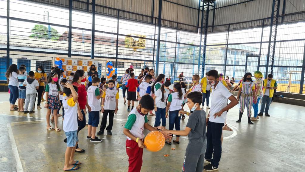 Faculdade Boas Novas realiza ação social com crianças do Centro de Recreação Vila Alegre