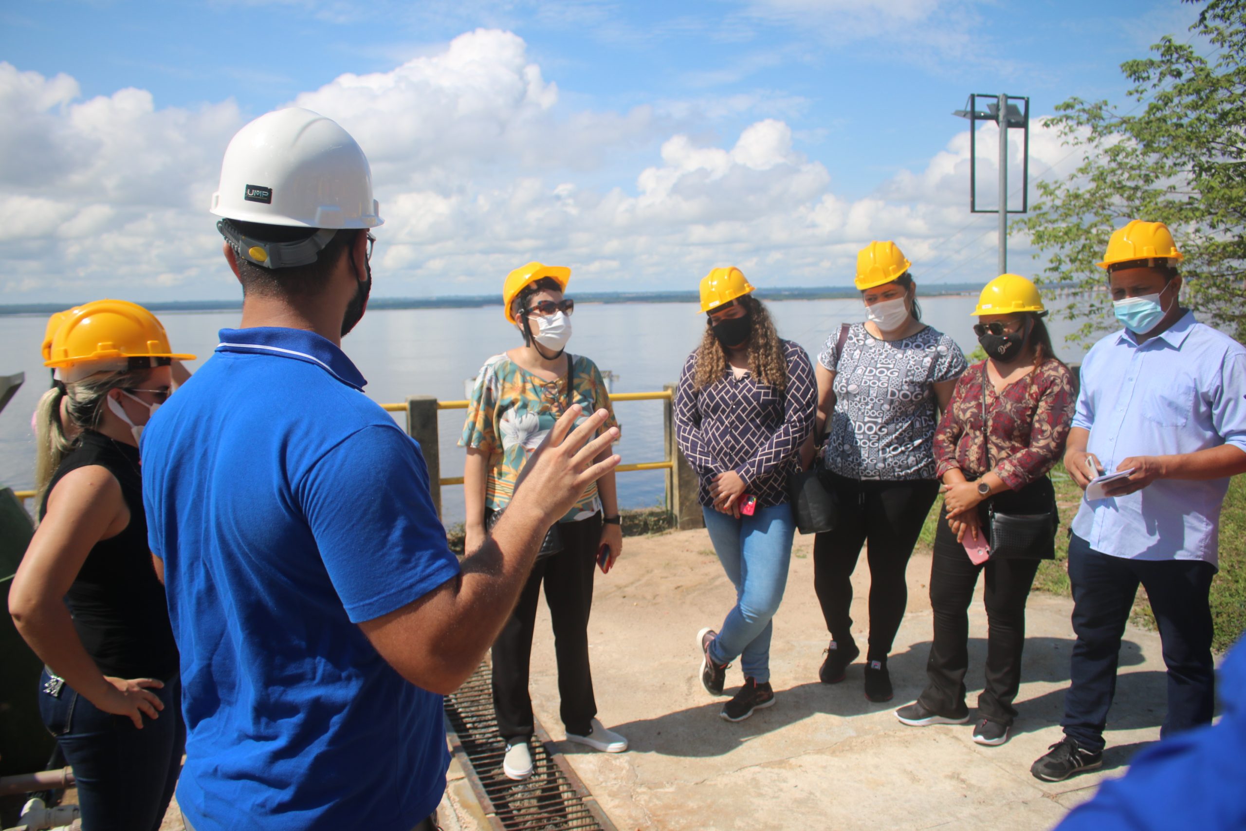 Acadêmicos do Curso de Direito realizam visita técnica na Estação de Tratamento Águas de Manaus
