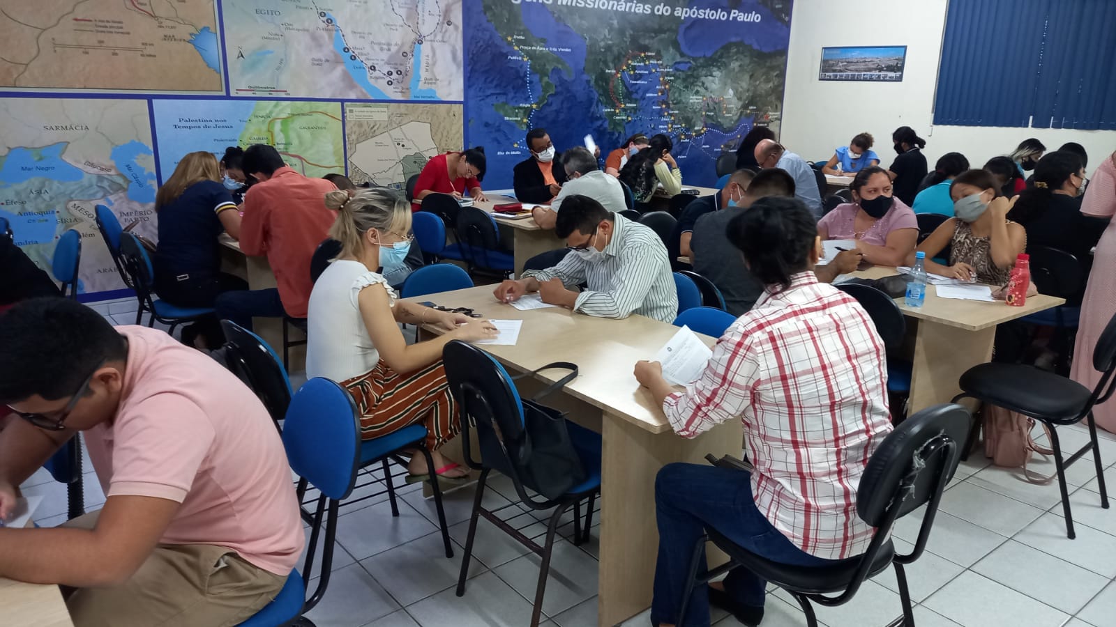 ESTUDANTES REALIZAM PROVA DE SELEÇÃO PARA O PROGRAMA DE INICIAÇÃO CIENTÍFICA 2022
