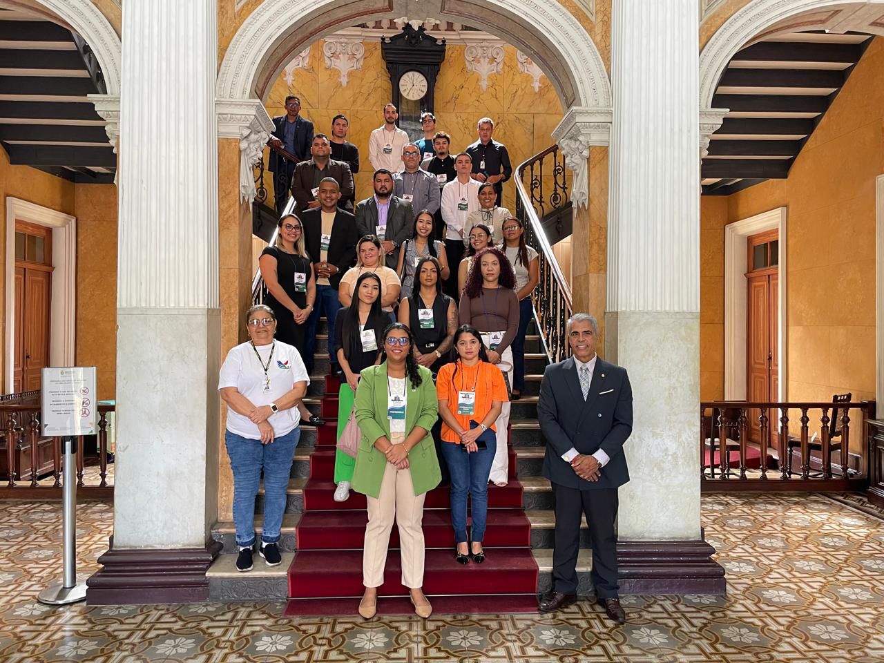 A turma de Direito da Faculdade Boas Novas teve a honra de visitar o Tribunal de Justiça do Amazonas (TJAM) através do projeto “Portas Abertas”, promovido pela Escola Superior da Magistratura do Amazonas (Esmam)