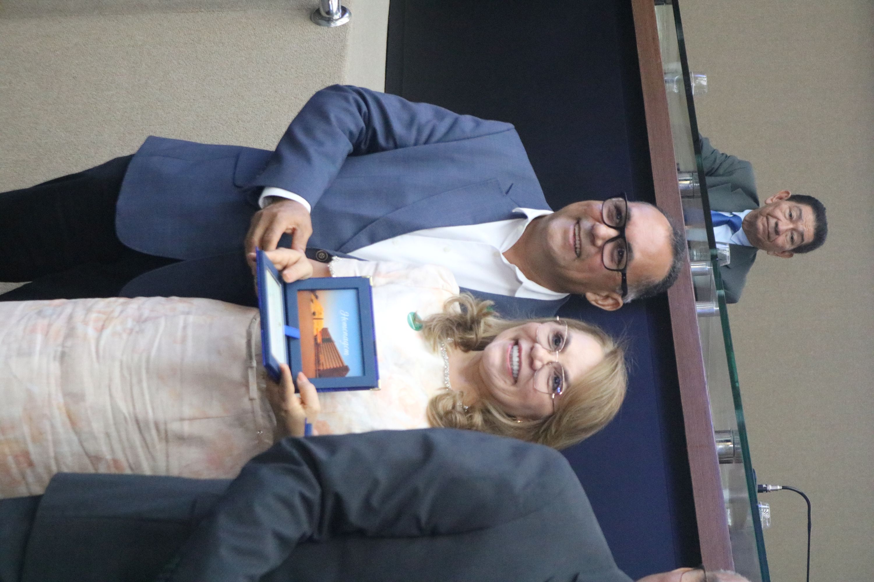 SESSÃO ESPECIAL DE HONRA AOS 21 ANOS DA FACULDADE BOAS NOVAS